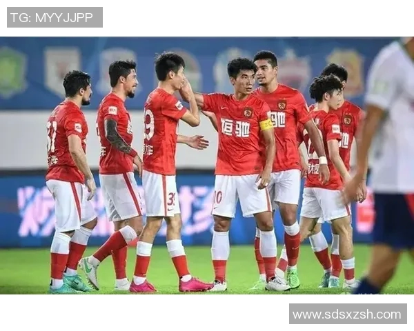 国民队与切洛的精彩对决揭示足球战术与团队精神的完美结合